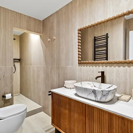 Appartement 31 Flat 8 Person St Lazare Galerie Lafayette 8th *
